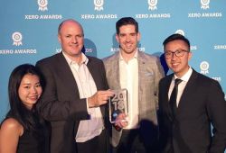 /news-events/news/mazars-wins-xero-regional-partner-year-asia-award/